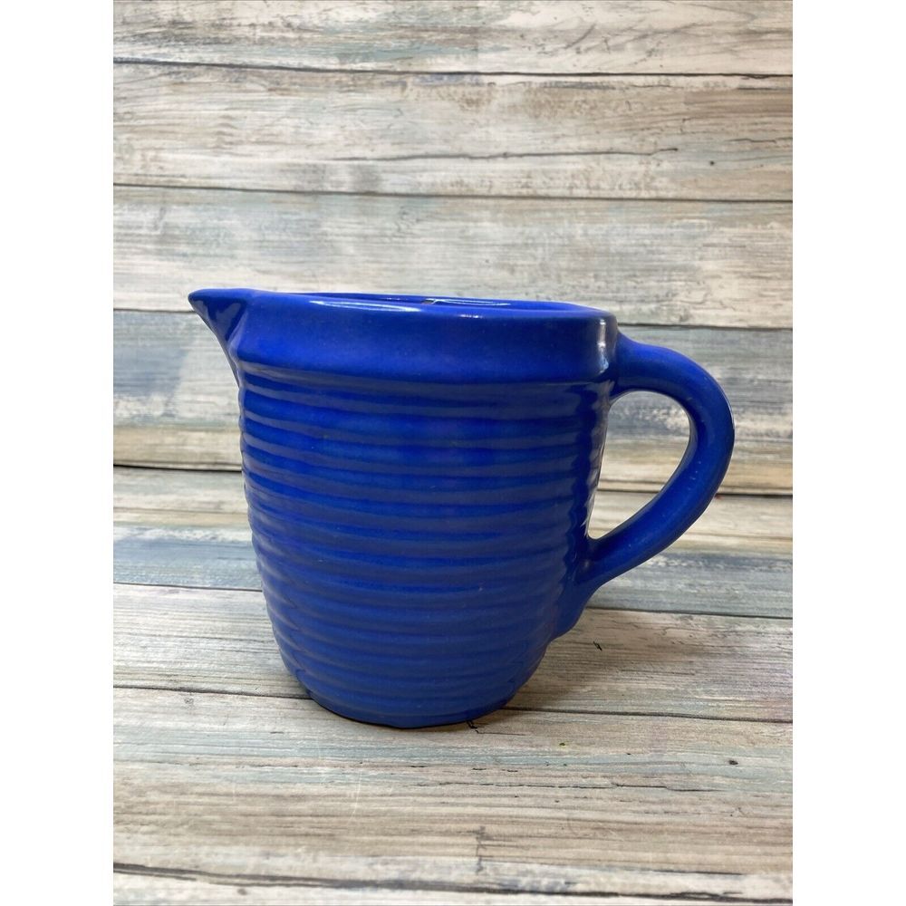 VINTAGE USA POTTERY STONEWARE Milk Creamer‎ PITCHER RIBBED CORN FLOWER BLUE